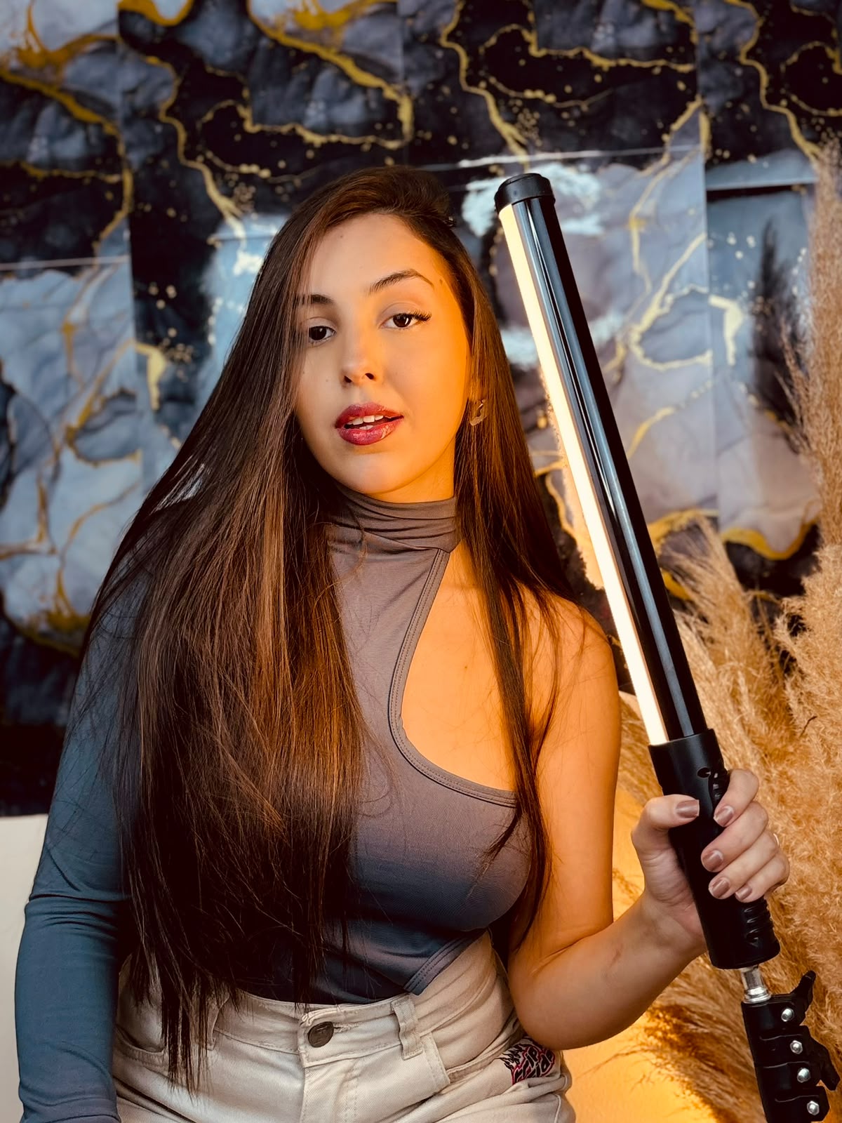 Yasmin Kelly Flores, especialista em fotos e vídeos para manicures